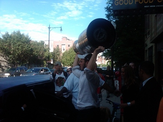 Illustration for article titled Blackhawks Celebrate Cup Win With 8AM Trip To Chicago Bar (MORE UPDATES)